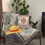 کوسن پوستر تحت تعقیب لوفی - تصویر 5